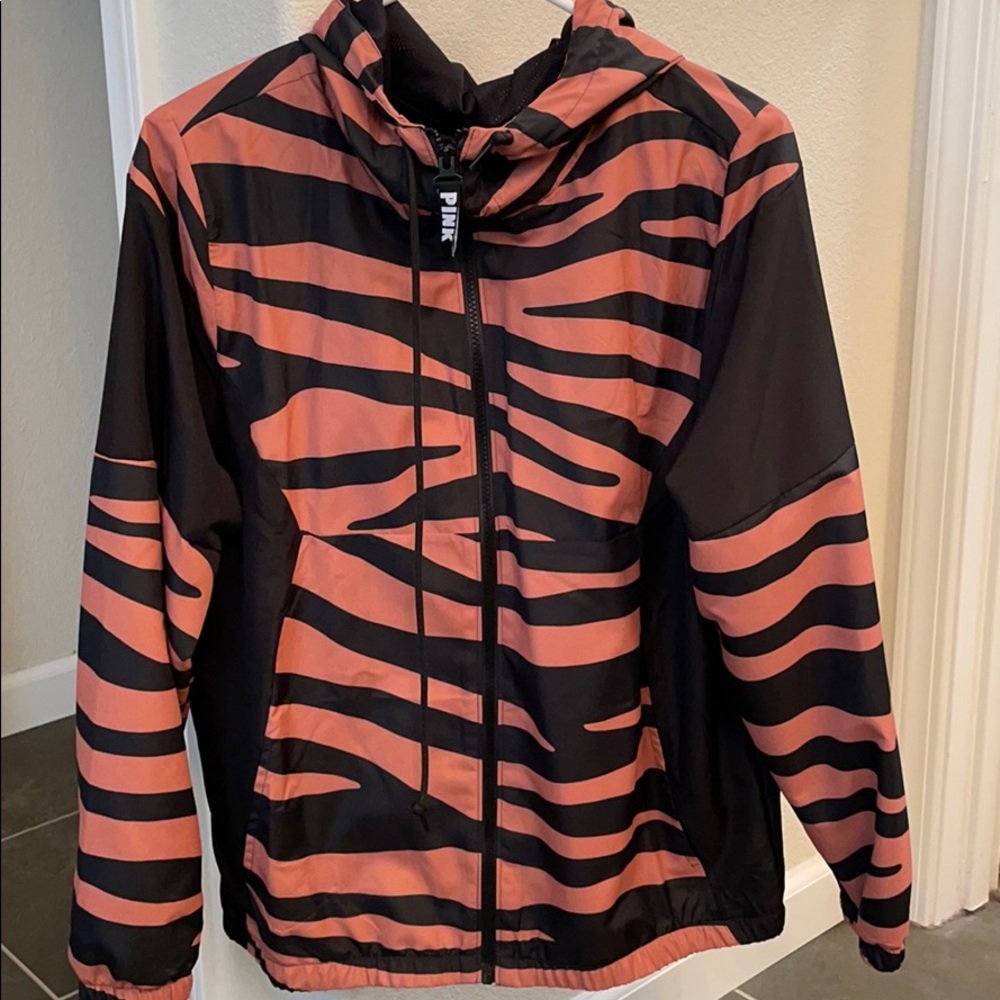 PINK windbreaker jacket! Great condition!